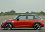 mini_2015_cooper_s_5-door_037.jpg