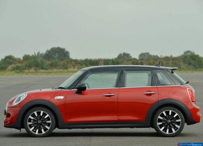2015 Mini Cooper S 5-door - фотография 37 из 156