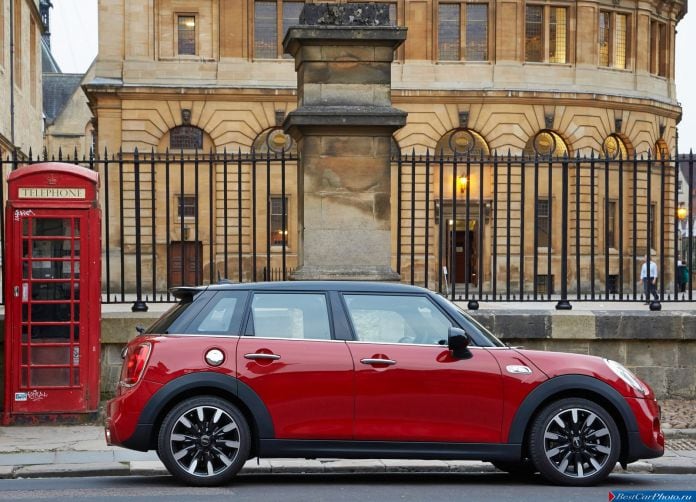 2015 Mini Cooper S 5-door - фотография 38 из 156