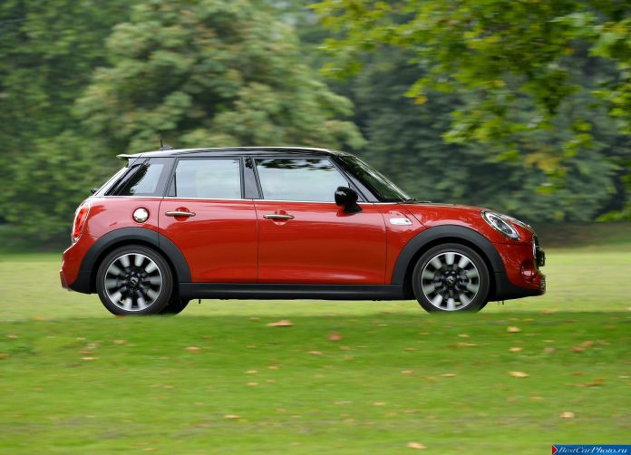 2015 Mini Cooper S 5-door - фотография 44 из 156
