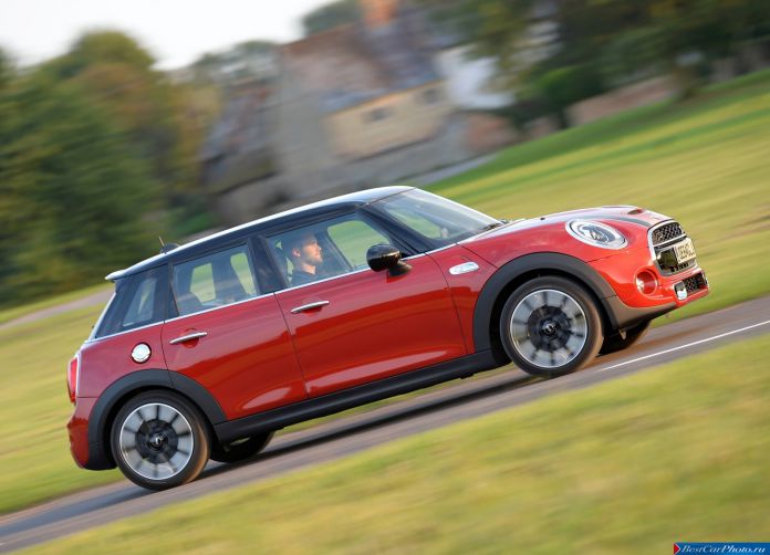 2015 Mini Cooper S 5-door - фотография 47 из 156