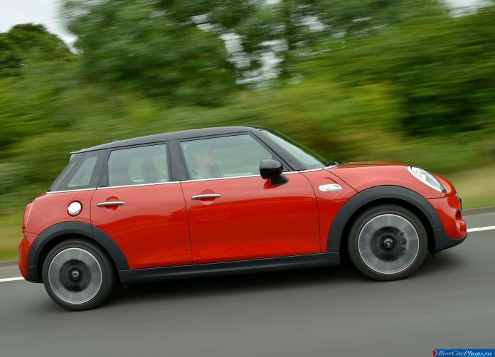 2015 Mini Cooper S 5-door - фотография 63 из 156