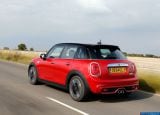 mini_2015_cooper_s_5-door_071.jpg