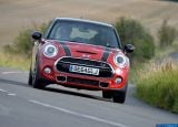 mini_2015_cooper_s_5-door_090.jpg