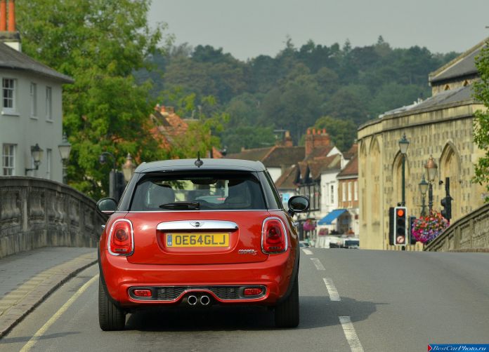 2015 Mini Cooper S 5-door - фотография 98 из 156