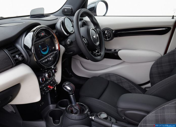 2015 Mini Cooper S 5-door - фотография 112 из 156