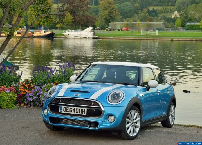 2015 Mini Cooper SD 5-door - фотография 1 из 147