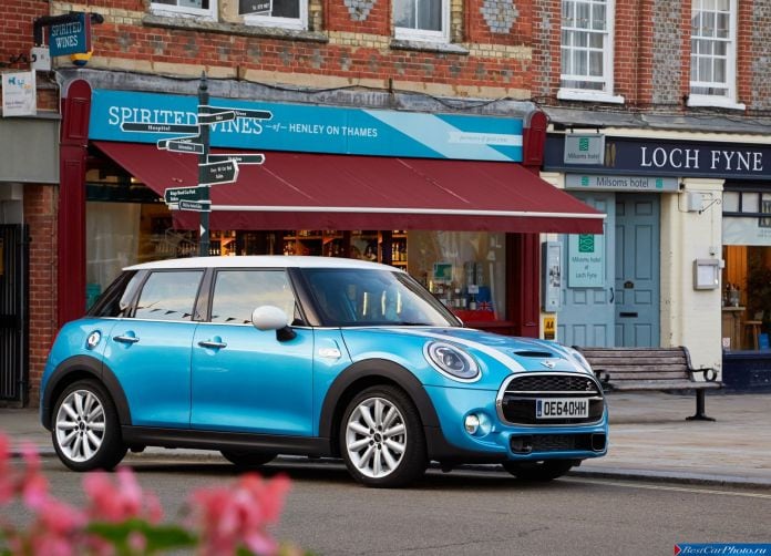 2015 Mini Cooper SD 5-door - фотография 3 из 147