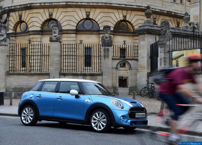 2015 Mini Cooper SD 5-door - фотография 17 из 147