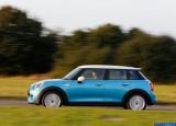 mini_2015_cooper_sd_5-door_053.jpg