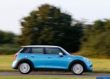 mini_2015_cooper_sd_5-door_054.jpg