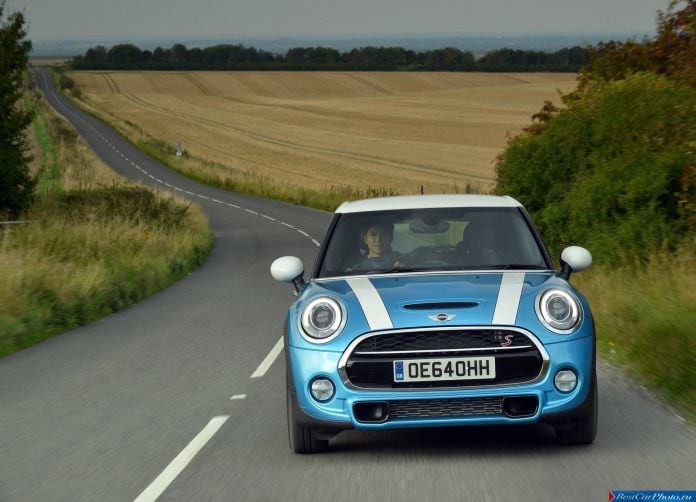 2015 Mini Cooper SD 5-door - фотография 88 из 147