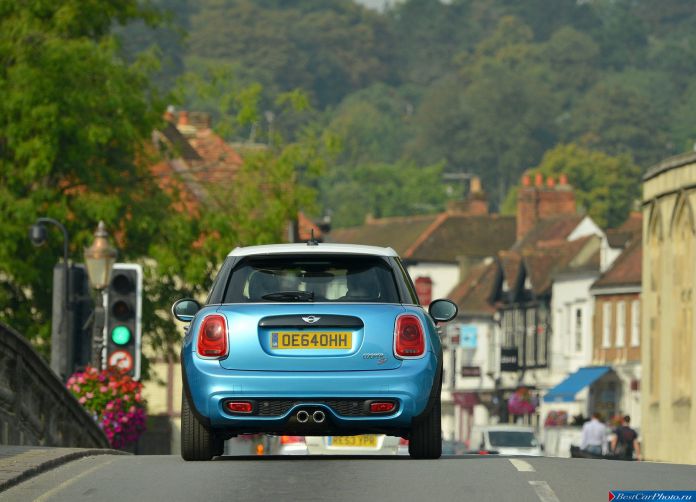 2015 Mini Cooper SD 5-door - фотография 95 из 147