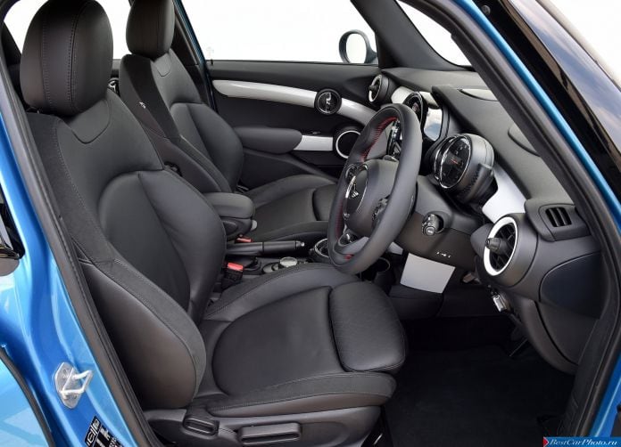 2015 Mini Cooper SD 5-door - фотография 107 из 147