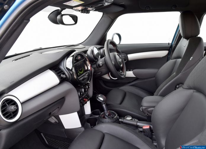 2015 Mini Cooper SD 5-door - фотография 108 из 147