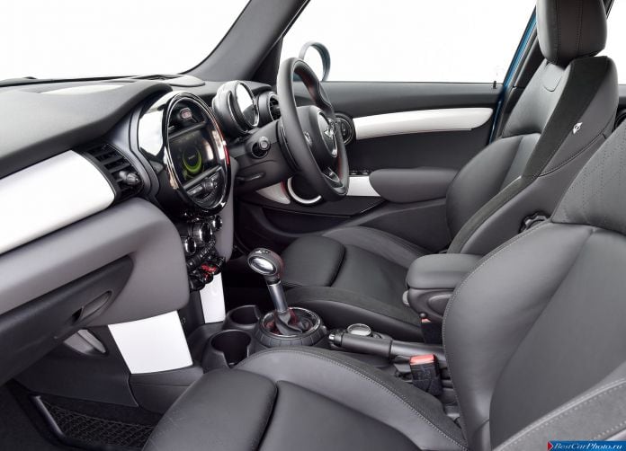 2015 Mini Cooper SD 5-door - фотография 109 из 147