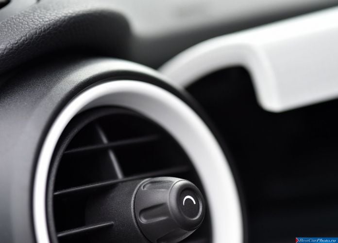 2015 Mini Cooper SD 5-door - фотография 117 из 147