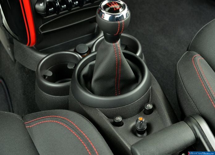 2015 Mini Paceman John Cooper Works - фотография 132 из 152