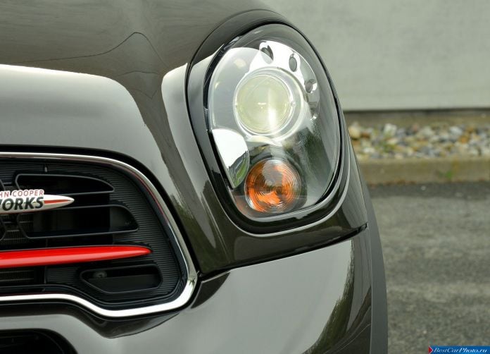 2015 Mini Paceman John Cooper Works - фотография 143 из 152