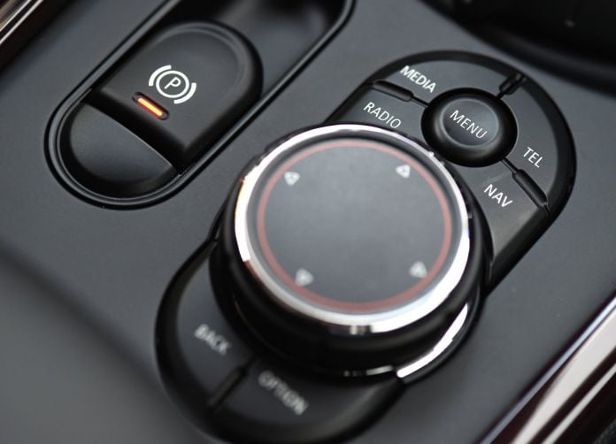 2016 Mini Clubman - фотография 76 из 149