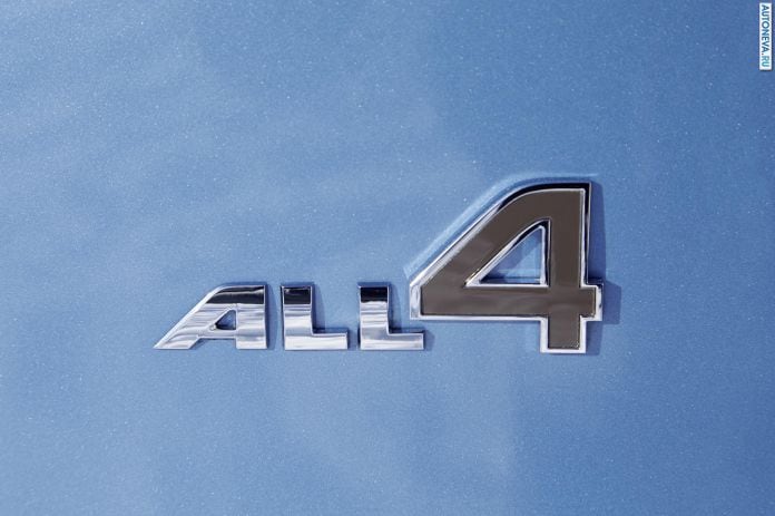 2016 Mini Clubman All4 - фотография 84 из 89