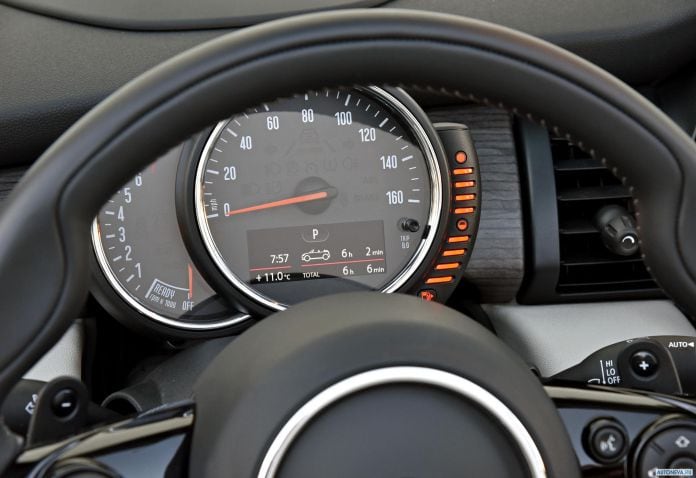 2016 Mini Cooper S Convertible - фотография 128 из 282
