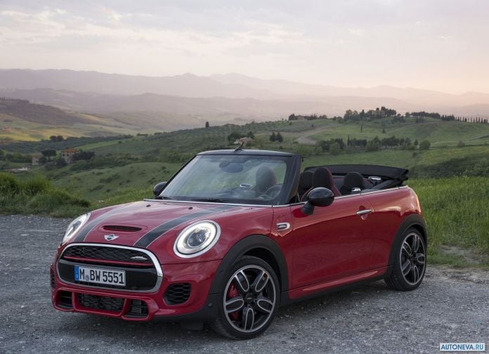 2016 Mini John Cooper Works Convertible - фотография 2 из 106