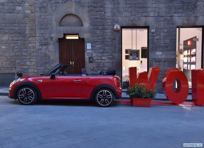 2016 Mini John Cooper Works Convertible - фотография 51 из 106
