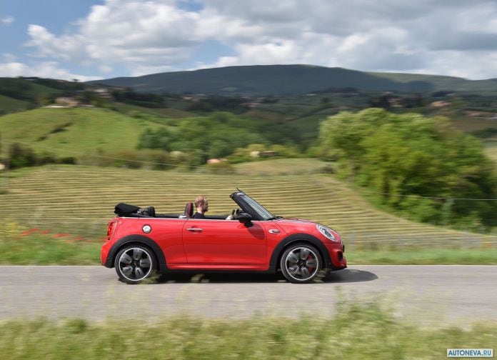 2016 Mini John Cooper Works Convertible - фотография 53 из 106