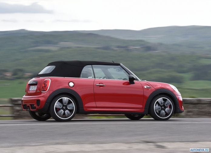 2016 Mini John Cooper Works Convertible - фотография 75 из 106