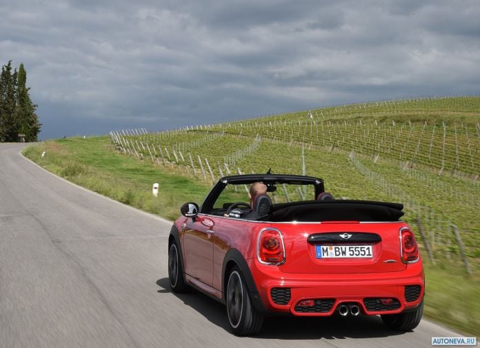 2016 Mini John Cooper Works Convertible - фотография 77 из 106