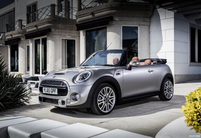 2016 Mini Open 150 Convertible Edition - фотография 1 из 16