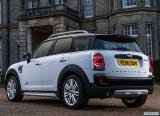 mini_2017_countryman_cooper_s_all4_119.jpg