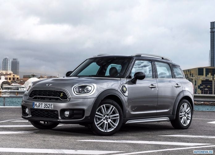 2017 Mini Countryman Plug-in Hybrid - фотография 2 из 167