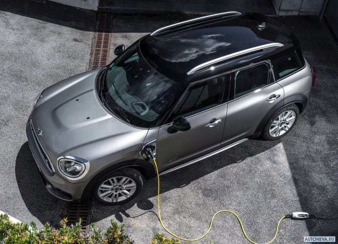 2017 Mini Countryman Plug-in Hybrid - фотография 28 из 167