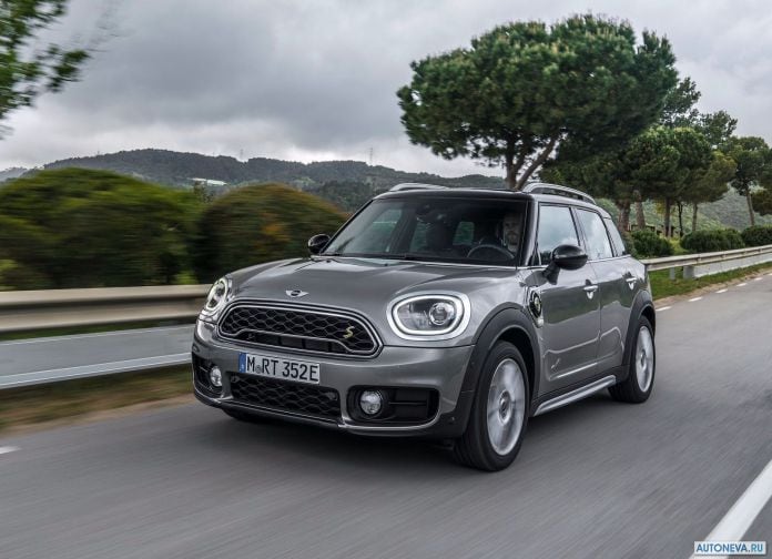 2017 Mini Countryman Plug-in Hybrid - фотография 38 из 167