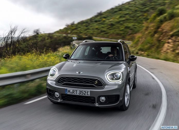 2017 Mini Countryman Plug-in Hybrid - фотография 39 из 167