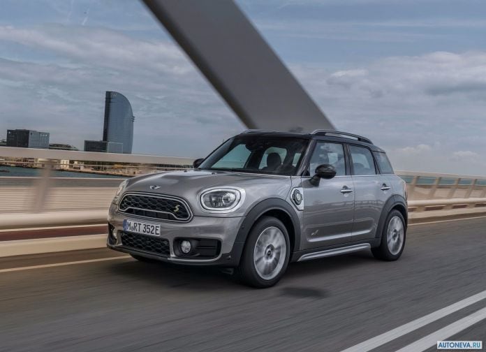 2017 Mini Countryman Plug-in Hybrid - фотография 43 из 167