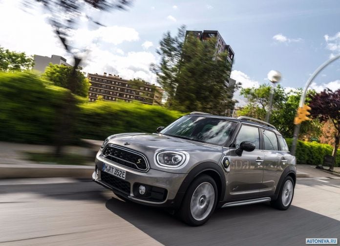 2017 Mini Countryman Plug-in Hybrid - фотография 48 из 167