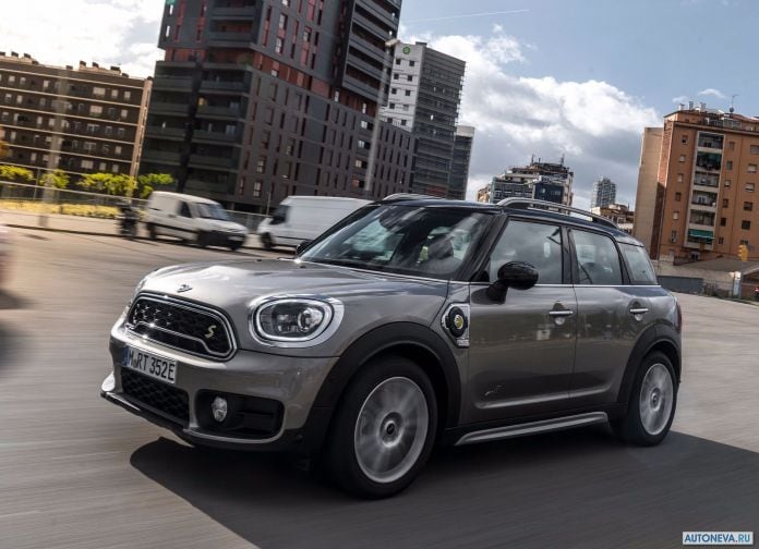2017 Mini Countryman Plug-in Hybrid - фотография 53 из 167