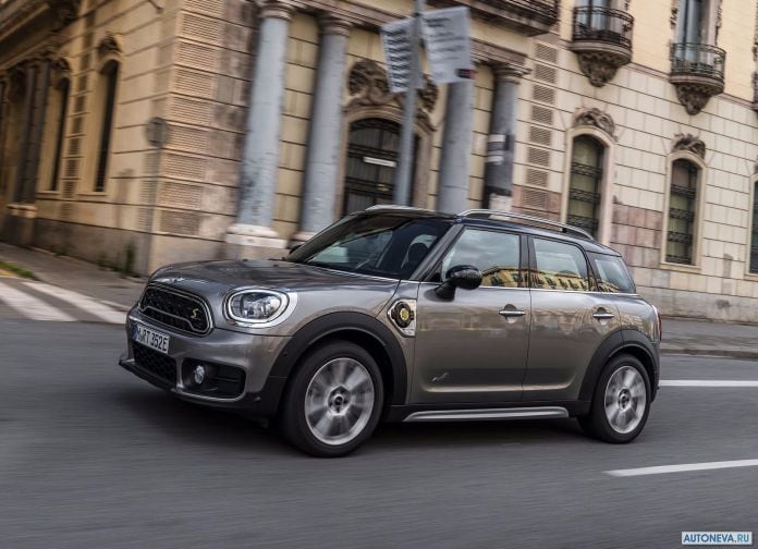 2017 Mini Countryman Plug-in Hybrid - фотография 54 из 167