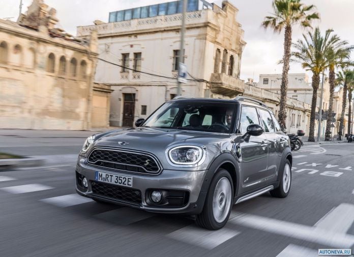 2017 Mini Countryman Plug-in Hybrid - фотография 55 из 167