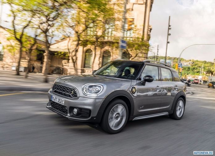 2017 Mini Countryman Plug-in Hybrid - фотография 56 из 167