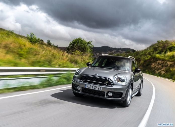 2017 Mini Countryman Plug-in Hybrid - фотография 58 из 167