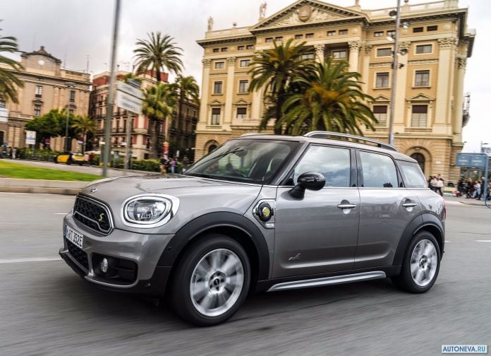 2017 Mini Countryman Plug-in Hybrid - фотография 60 из 167