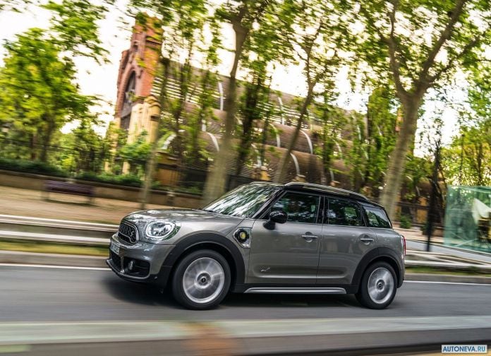 2017 Mini Countryman Plug-in Hybrid - фотография 70 из 167