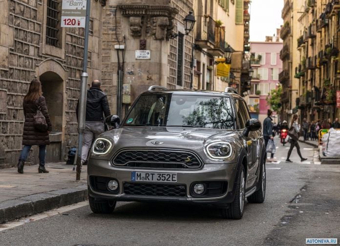 2017 Mini Countryman Plug-in Hybrid - фотография 79 из 167