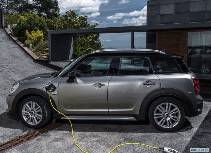 2017 Mini Countryman Plug-in Hybrid - фотография 83 из 167