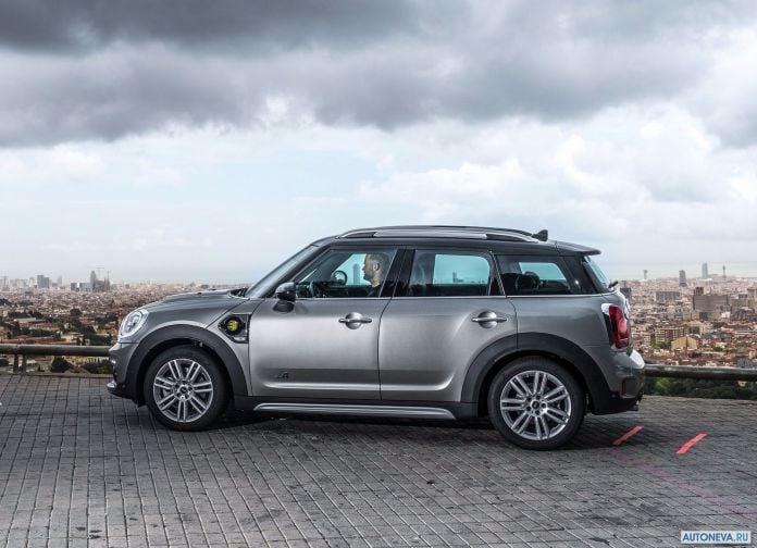 2017 Mini Countryman Plug-in Hybrid - фотография 85 из 167