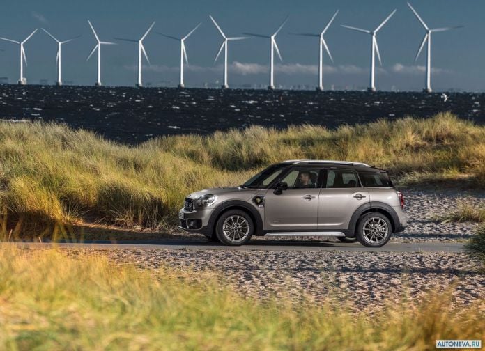 2017 Mini Countryman Plug-in Hybrid - фотография 86 из 167